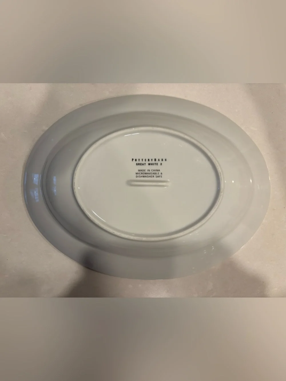 Pottery Barn Great White 2 Oval serving dish (OV13)